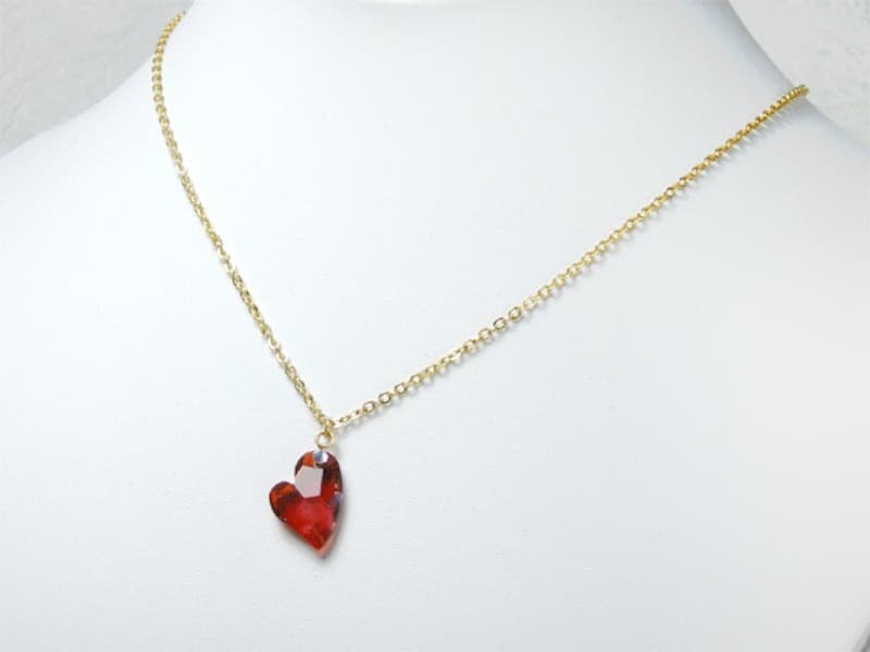 シンプルチェーンで可憐に