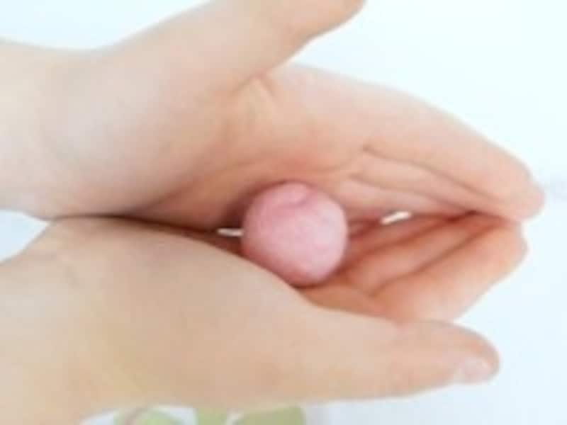 手の平で転がす