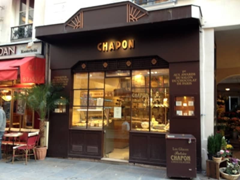 チョコレートカラーでかわいいCHAPONの店舗