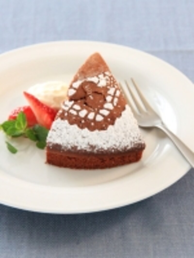 ケーキに簡単デコレーション