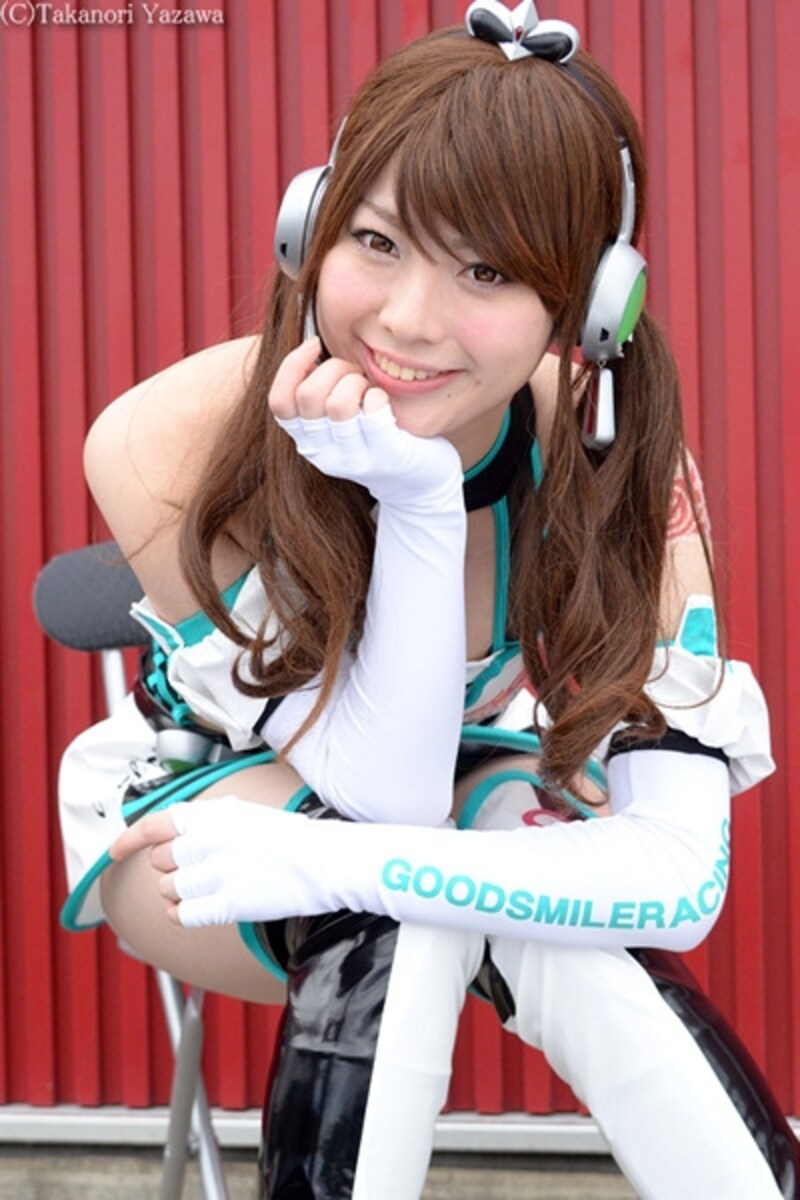 蒼井晴香／レーシングミクサポーターズ