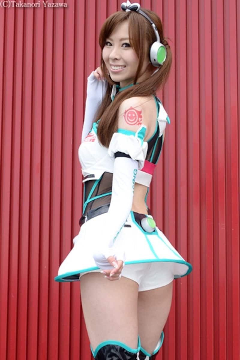 鴻上聖奈／レーシングミクサポーターズ