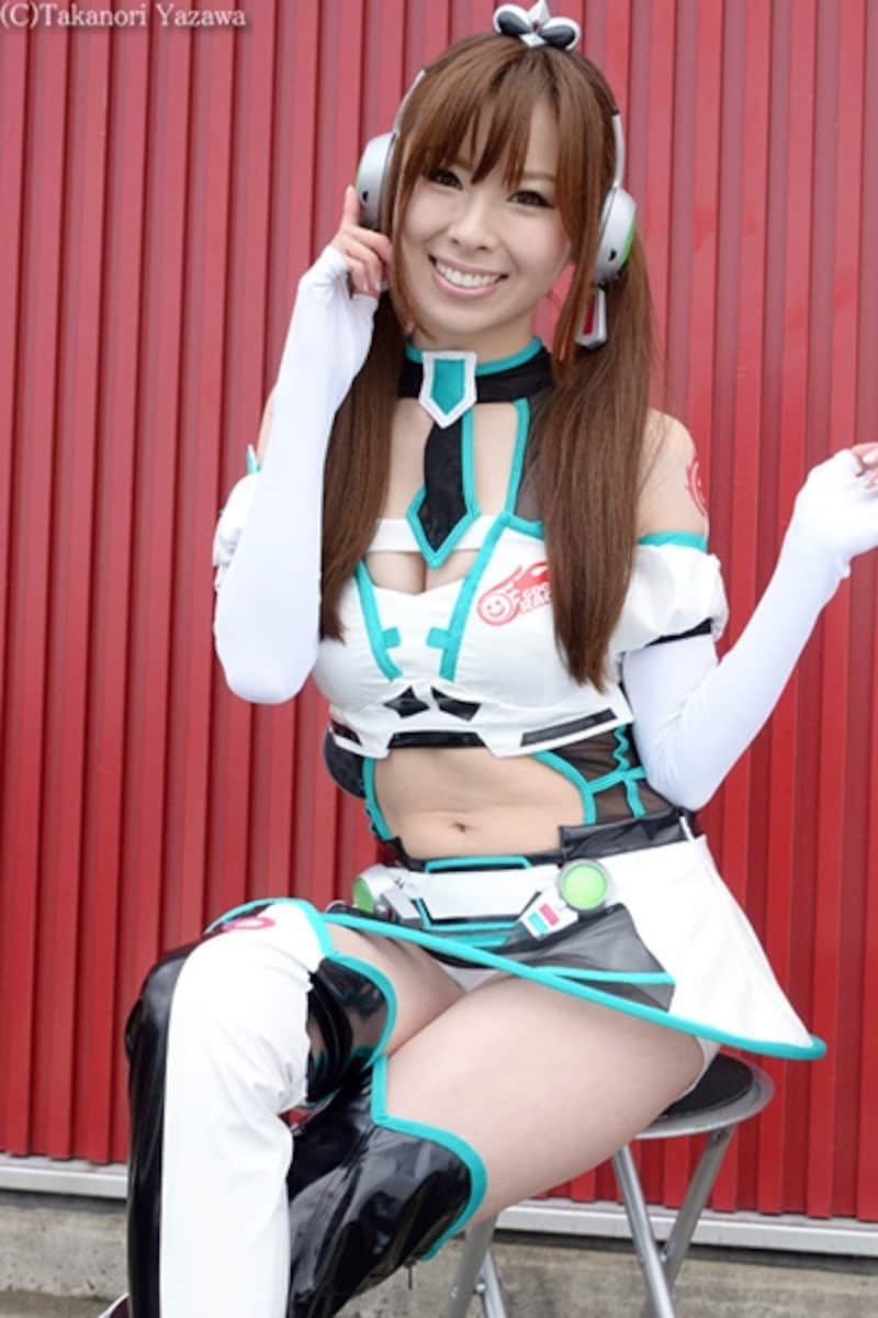 鴻上聖奈／レーシングミクサポーターズ