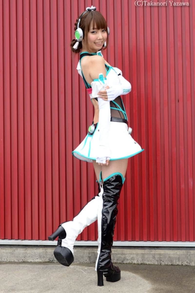 佐藤彩奈／レーシングミクサポーターズ