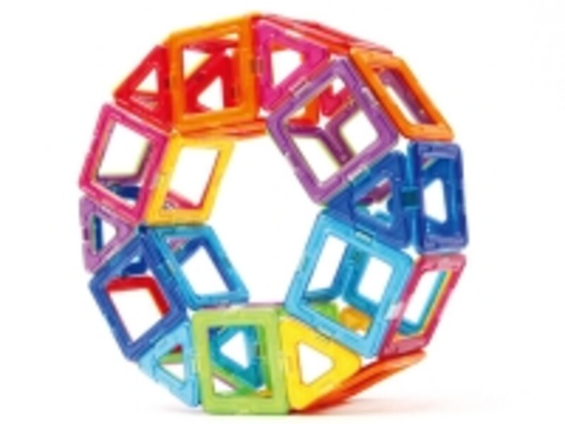 裏と表とで配色が異なるので、見る角度によってカラーリングが変化します