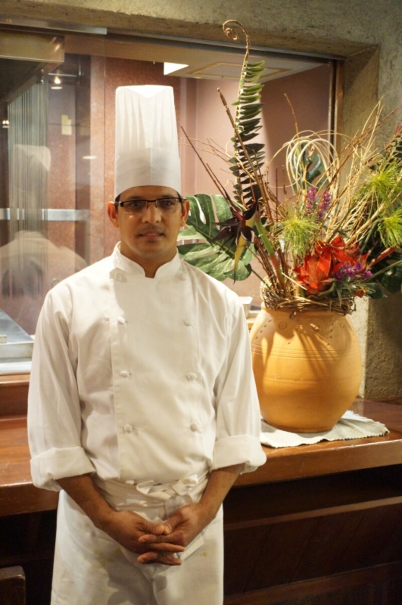 ナレーシ・クマル氏です