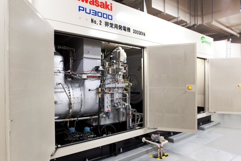 非常用自家発電設備(平成24年8月撮影)