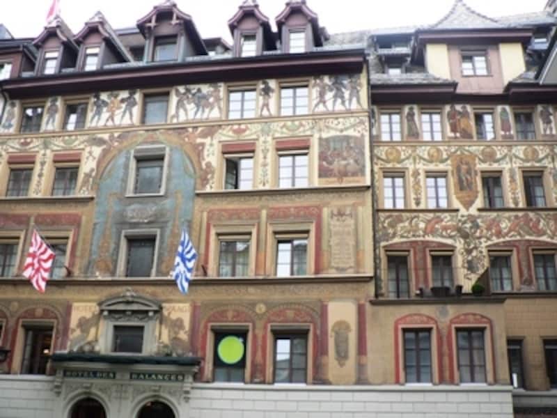 ルツェルン旧市街の家壁