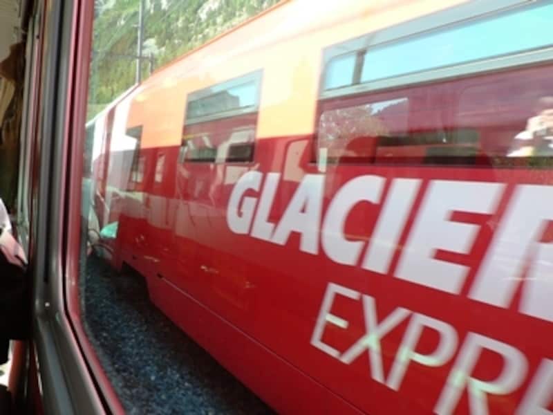 車窓からの氷河特急