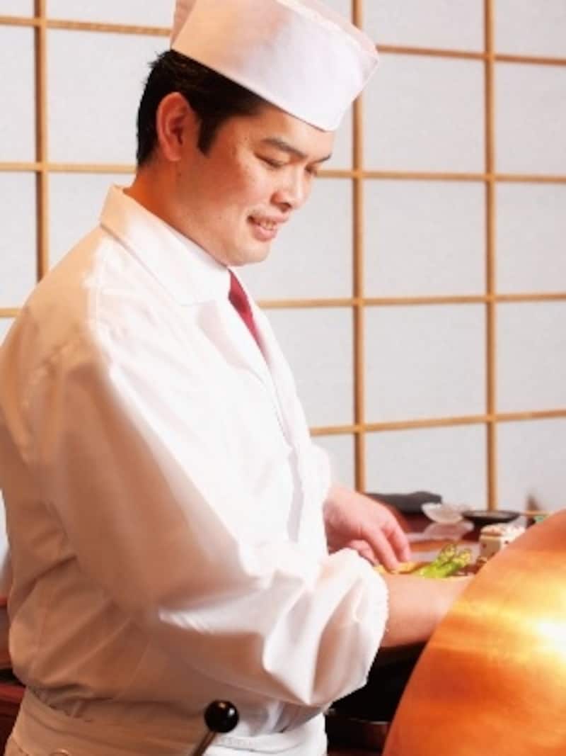 総料理長の野口氏 (c) Miyuki Kume