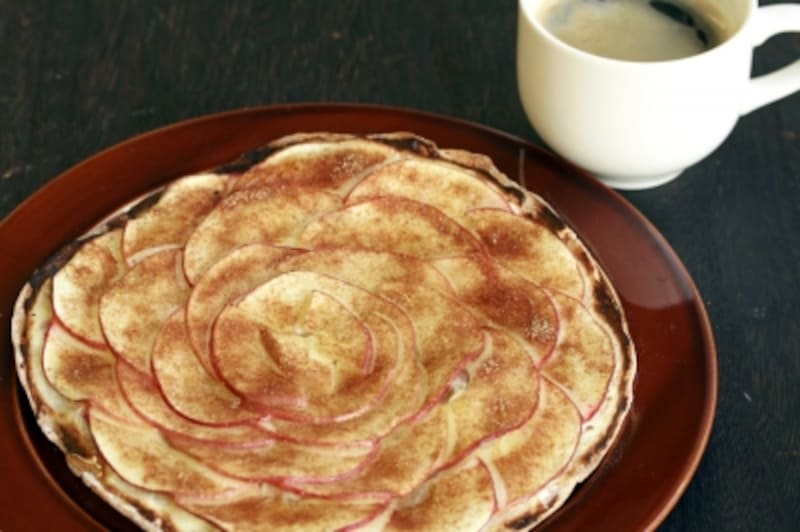 りんごのタルトフランベ