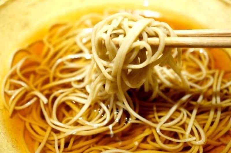 名物そば・ひやかけそばをいただきます