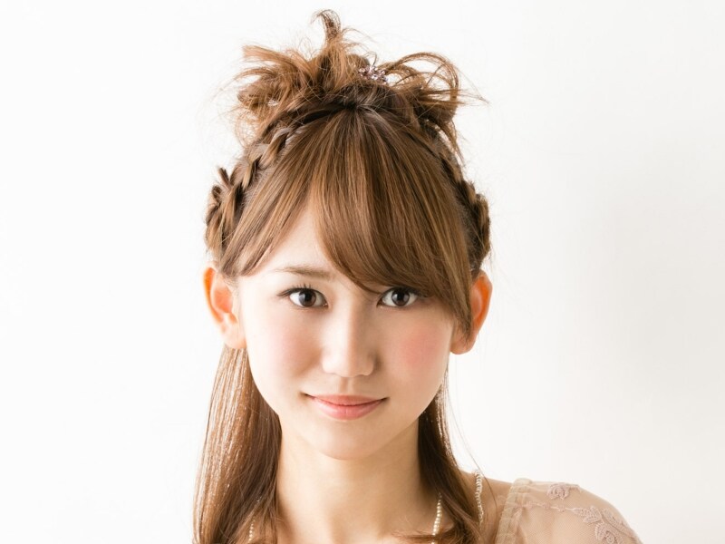 ミディアムヘアパーティアレンジ