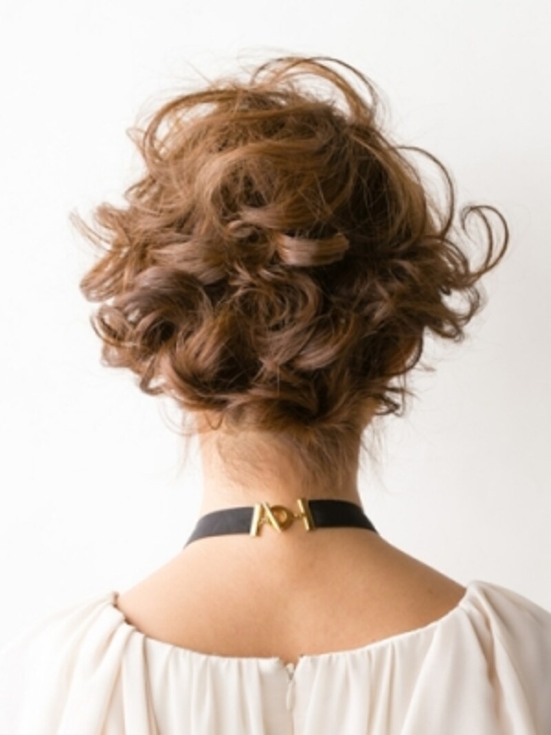 3 3 ショートヘア カッコ可愛いソフトモヒカン風アレンジ 結婚式 パーティーヘアアレンジ All About