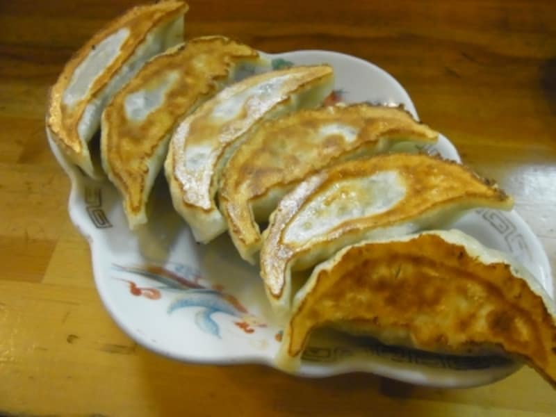焼餃子（単品は620円）