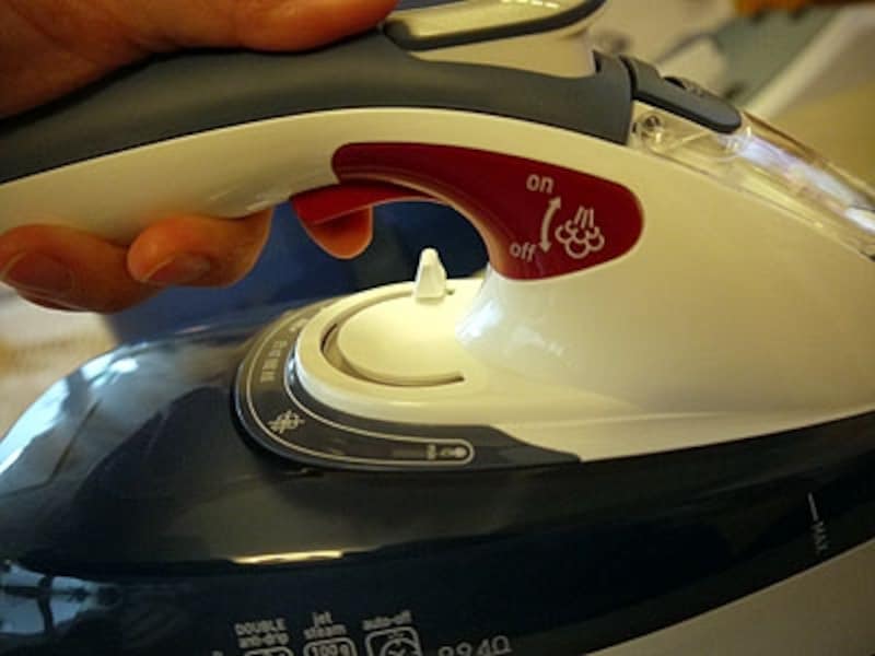 高感度ショップで2023年売れたブランド 2/3 [アイロン ティファール初のコードレス・フリームーブ9940 アイロン