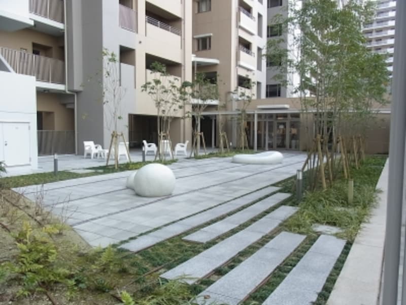 六甲アイランド、中庭