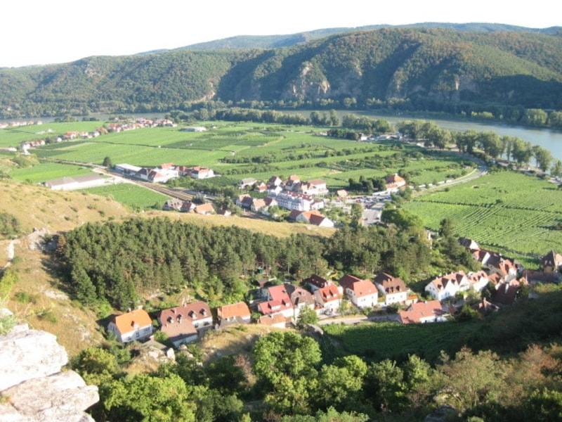 ヴァッハウ渓谷 デュルンシュタイン村
