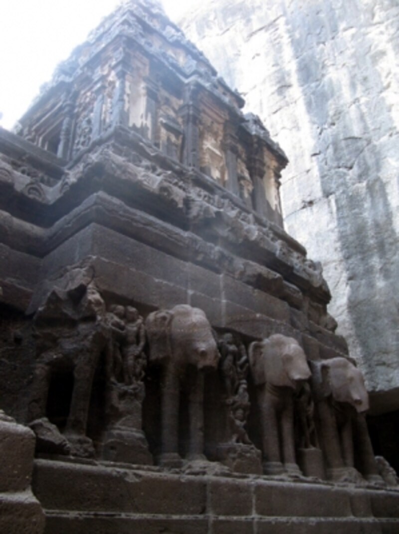 インドを代表する巨大彫刻の世界遺産 エローラ石窟群 インド all about