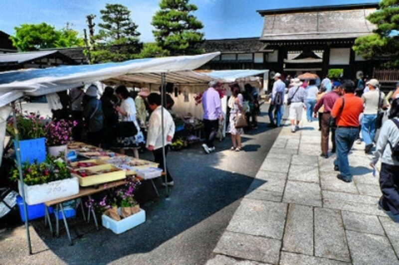 飛騨高山と言えば陣屋と朝市 飛騨高山 白川郷の観光 旅行 All About 飛騨高山と言えば陣屋と朝市 飛騨高山 白川郷の観光 旅行 All About