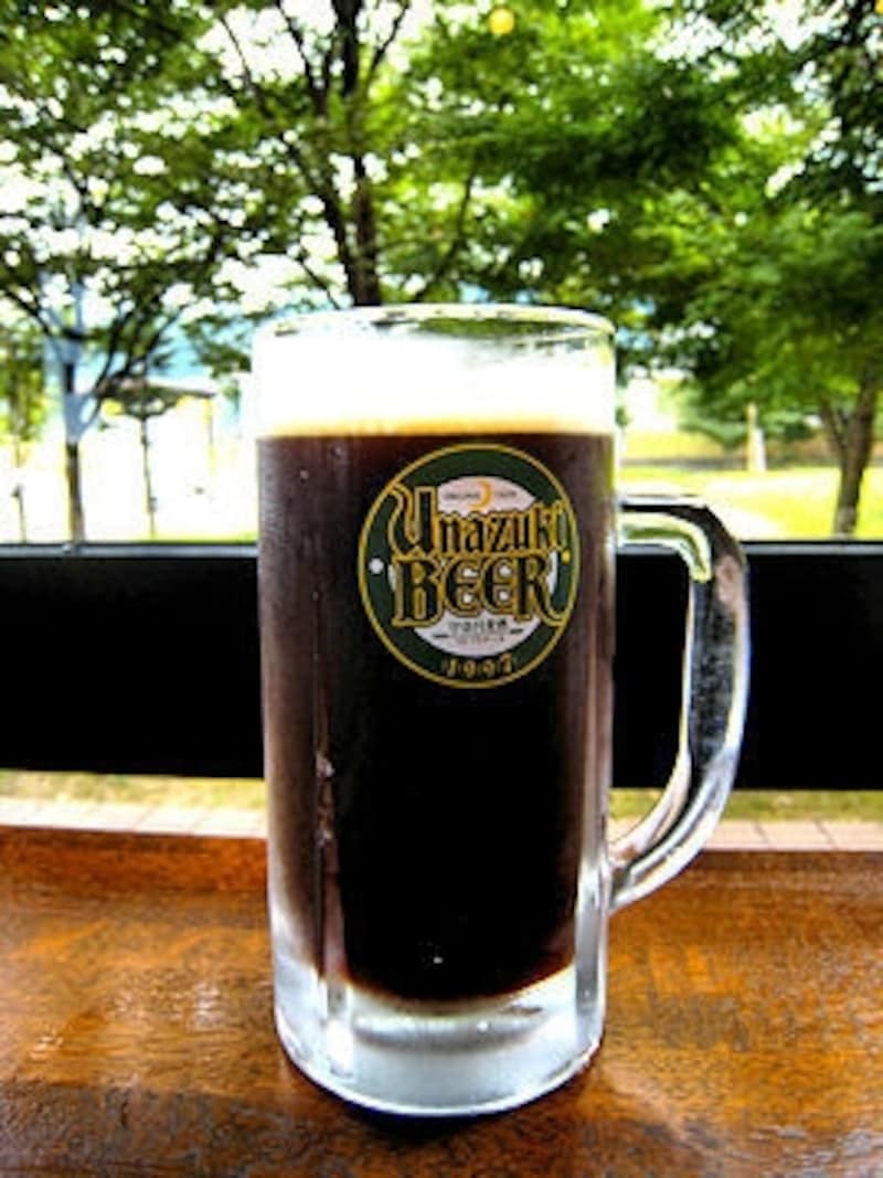 地ビールは別料金で、グラス480円、ジョッキ680円