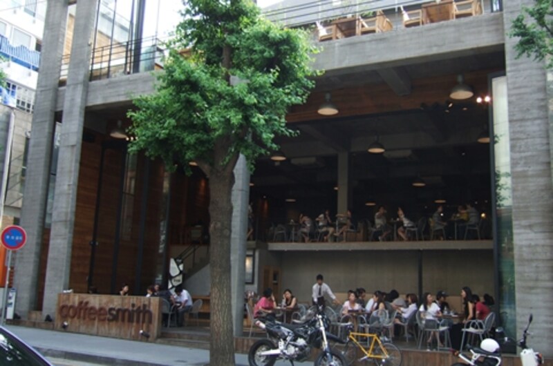 カフェ「coffee smith」