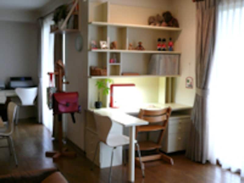 サイドテーブル