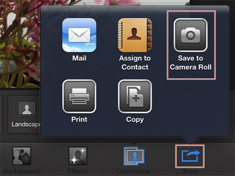 「Render」画面で「共有」をタップして「Save to Camera Roll」を選択。メール送信も可能。