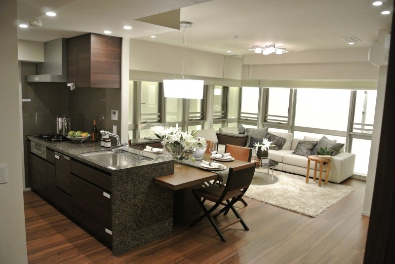 プラウド東京八丁堀のモデルルームのリビング