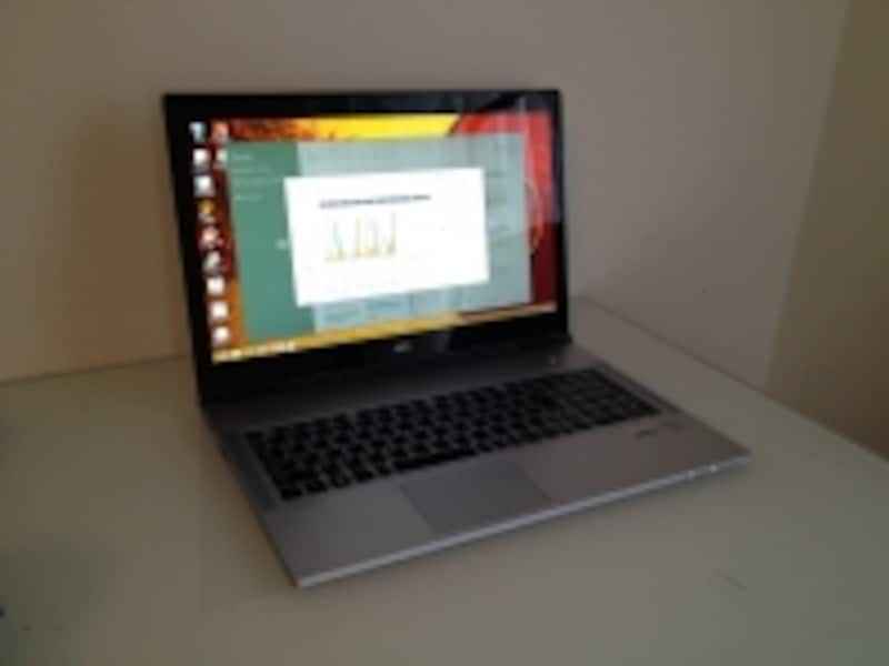 NEC LaVie Xは15.6型ノートPCでは世界最薄。