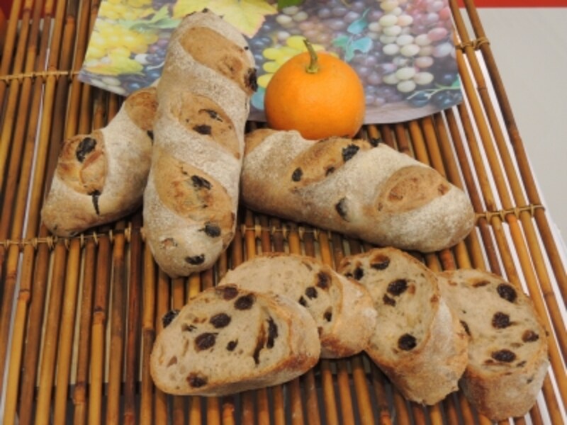 レーズンと熱海橙の田舎パン