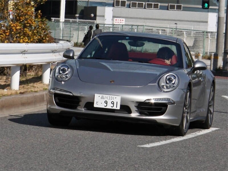 ポルシェ911カレラ4S
