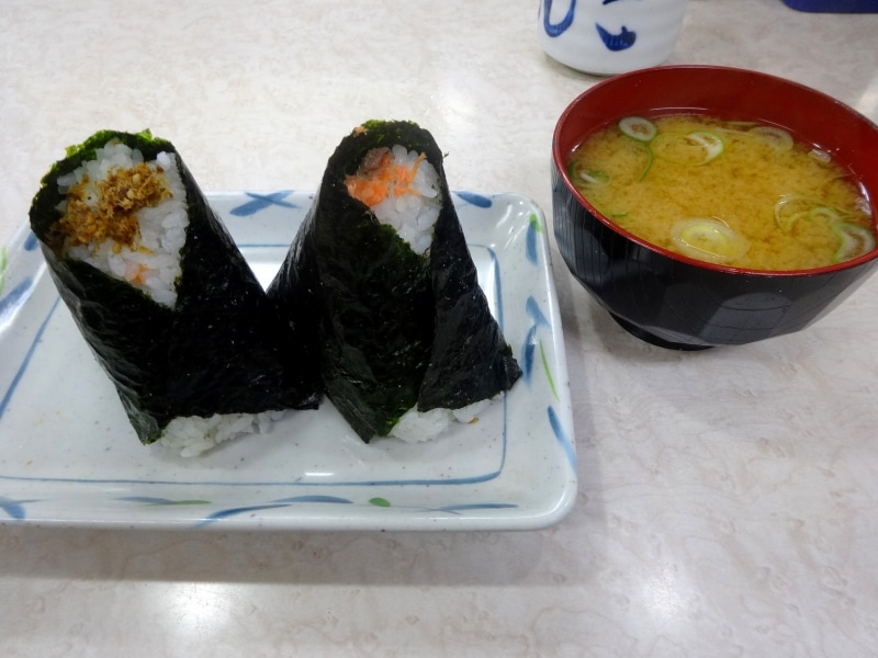 豆腐の味噌汁はおかわり自由