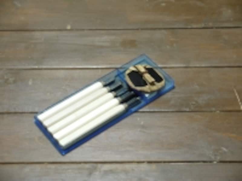 彫刻刀はセットのものが便利