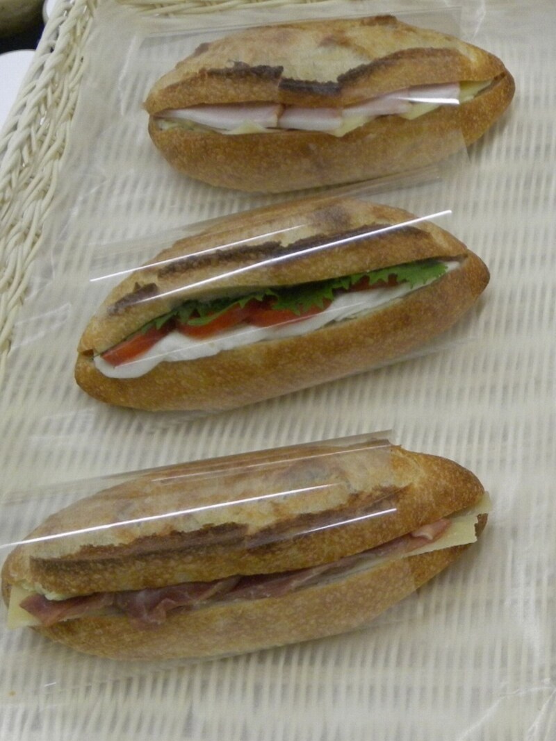 「メリーズ カフェ」の「サンドイッチ」3種(各550円)