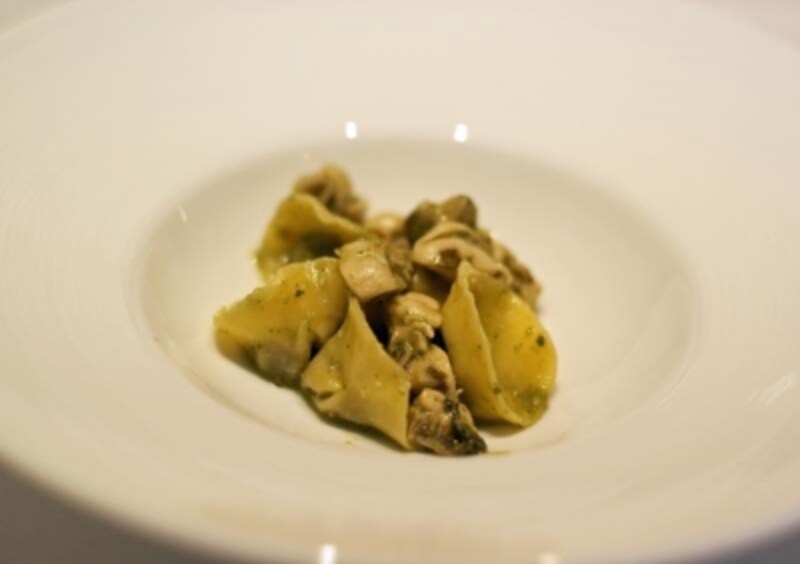 蟹ミソ入りのラビオリ