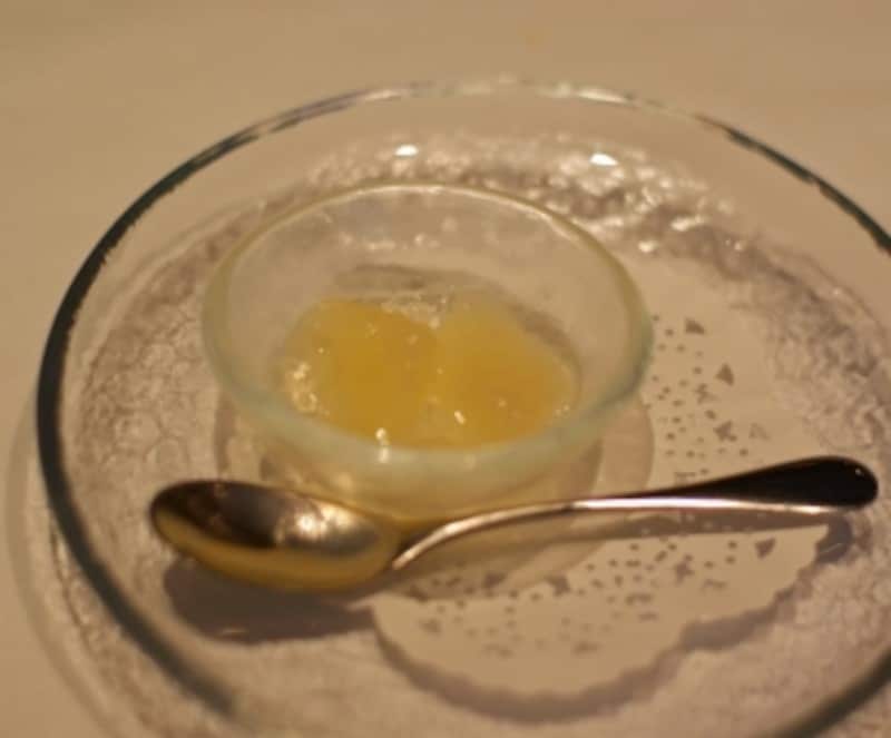 「日向夏」と「レモングラス」のジュレ