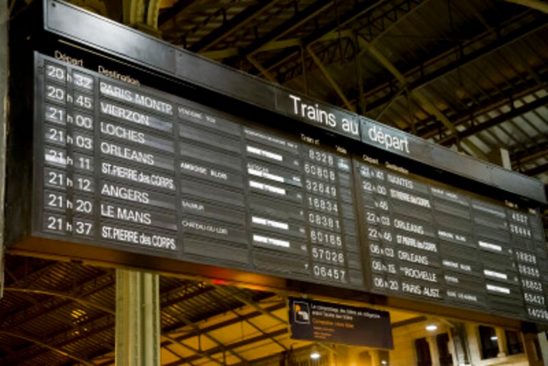 Sortieとは フランスの駅などで見かける表示 案内表示 フランス語 All About