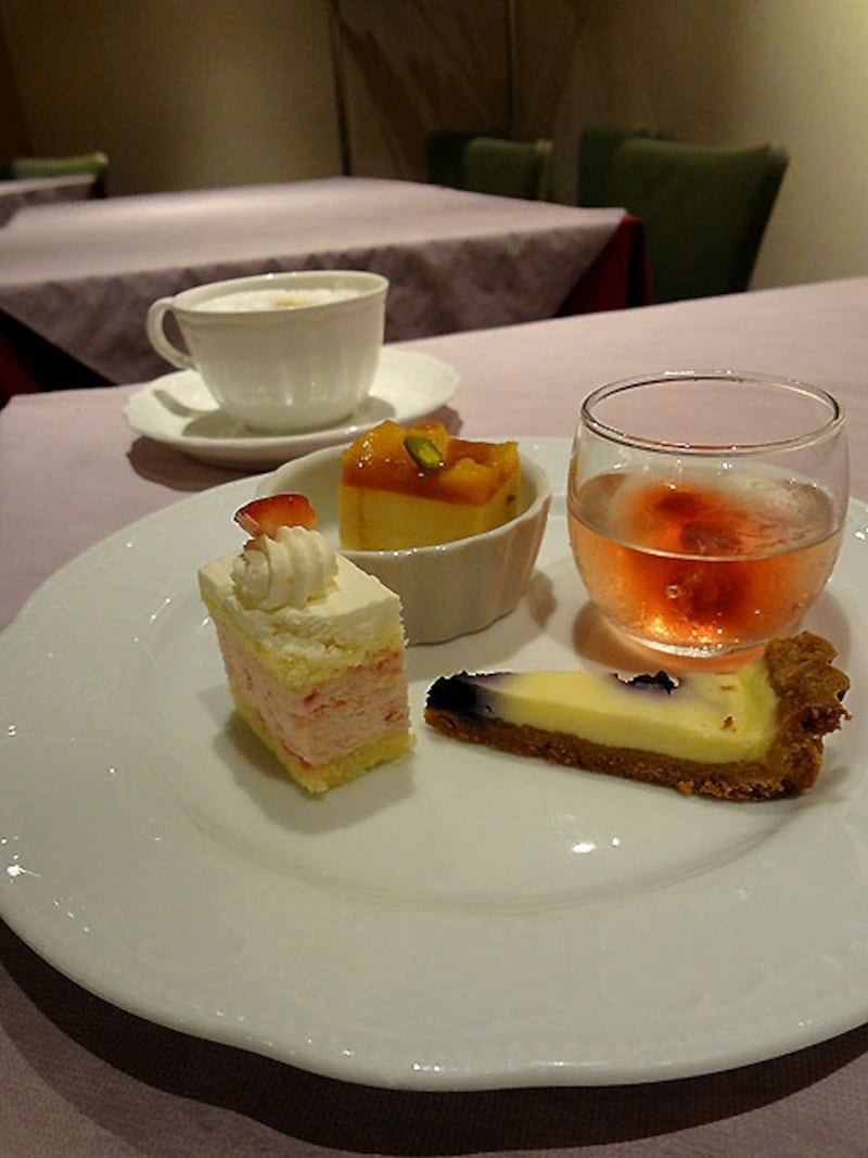 デザート盛り合わせ