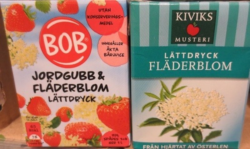 スウェーデンの家庭でよく飲まれるジュースが『Saft(サフト)』と呼ばれるジュースで、スーパーでこんな感じで小さなパックに入って売られています。