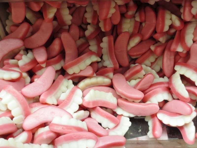 中には、こんな歯の形をしたグミやもあります。