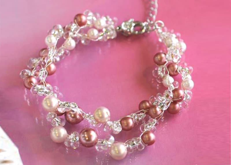 桜色のブレスレット