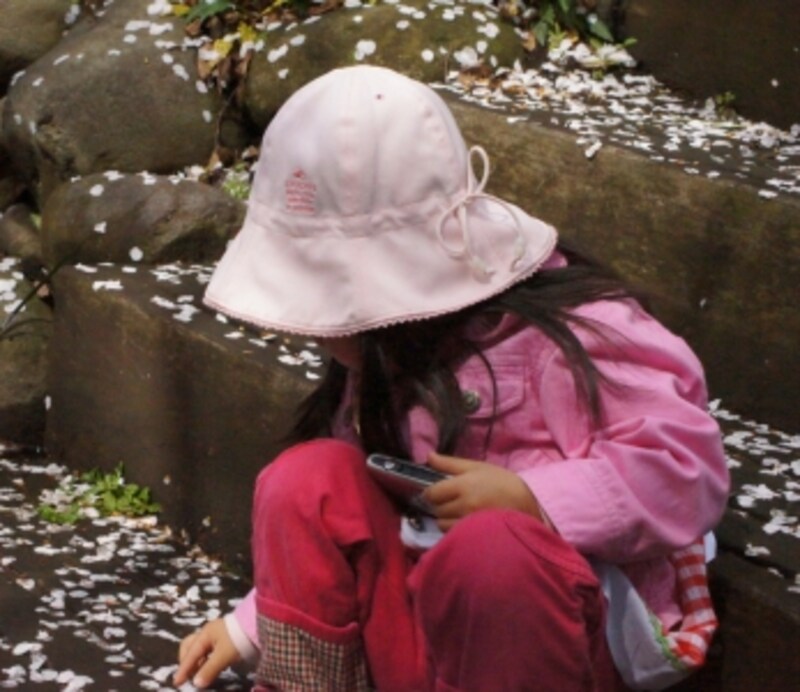 子供の顔を日差しから守る エポカルのuv対策帽子 化粧品 コスメ All About