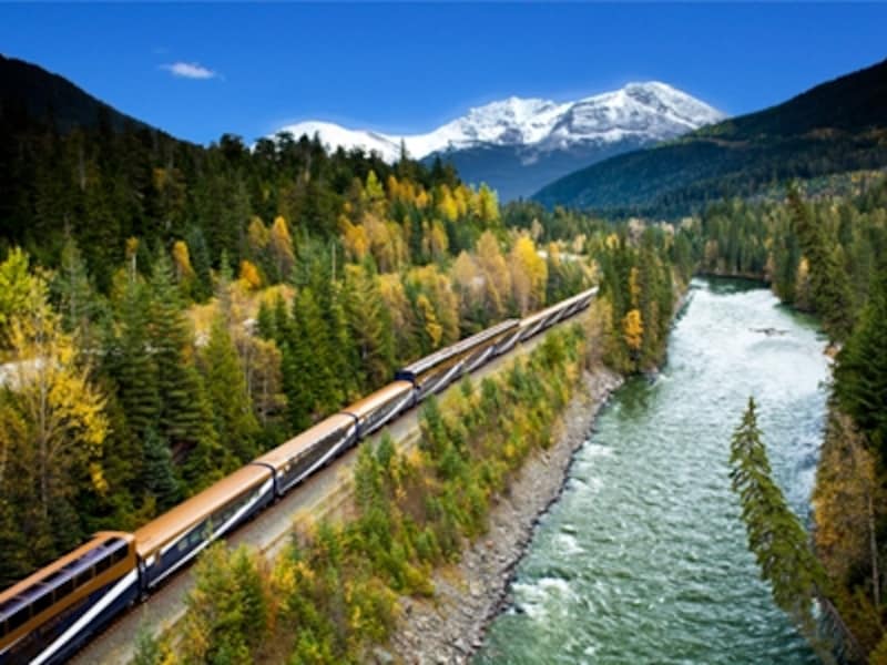 乗ることそのものが旅のハイライトになり得るロッキーマウンテニア号 (C) Rocky Mountaineer
