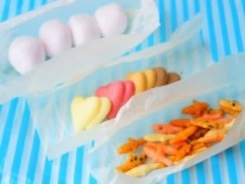 お菓子を包む