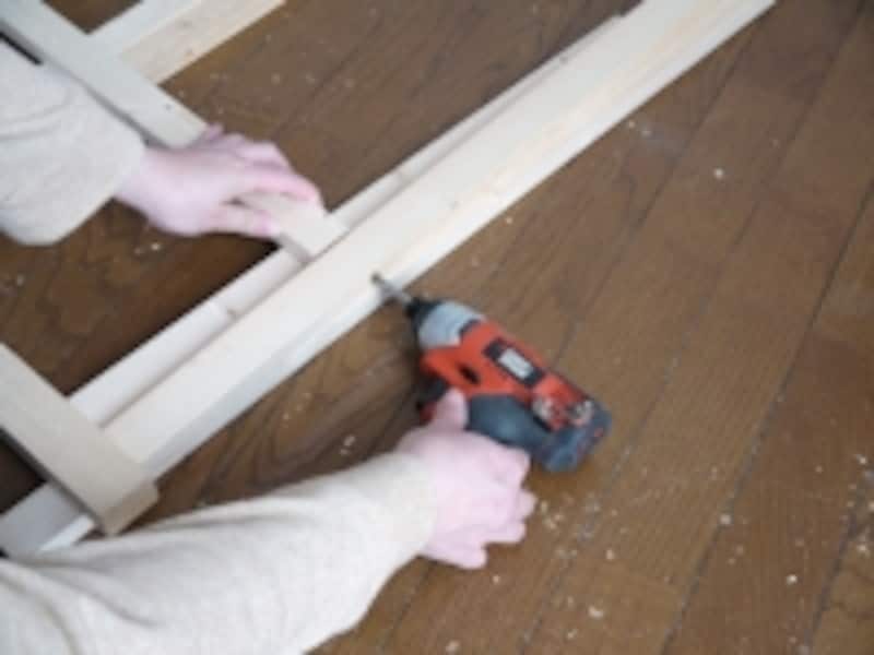 Bを等間隔にとめます