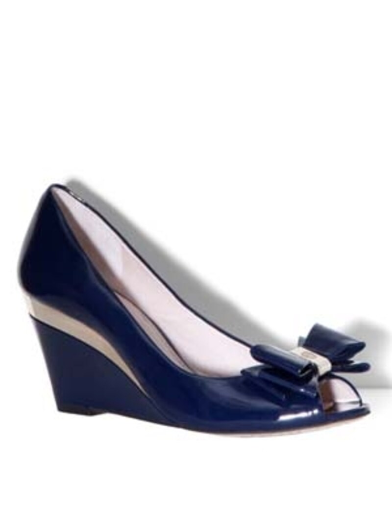 VINCE CAMUTO