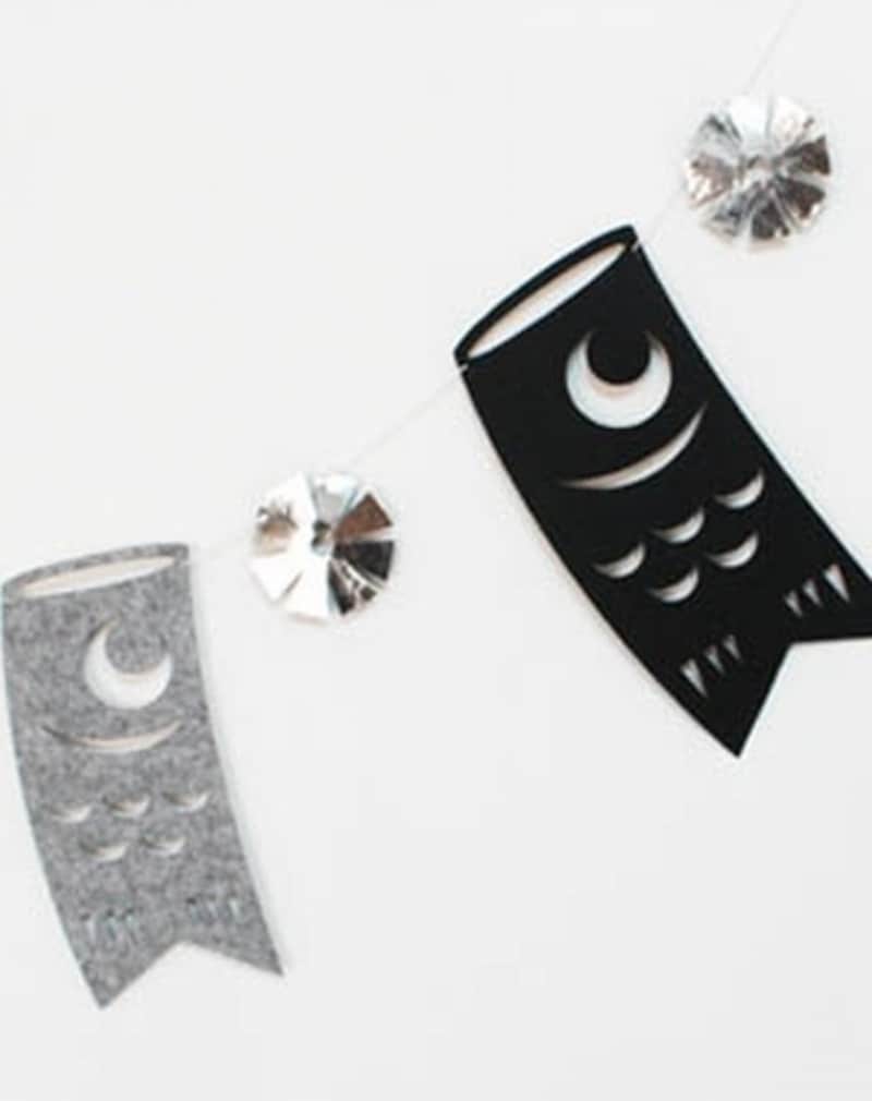 モノトーンのこいのぼりガーランド