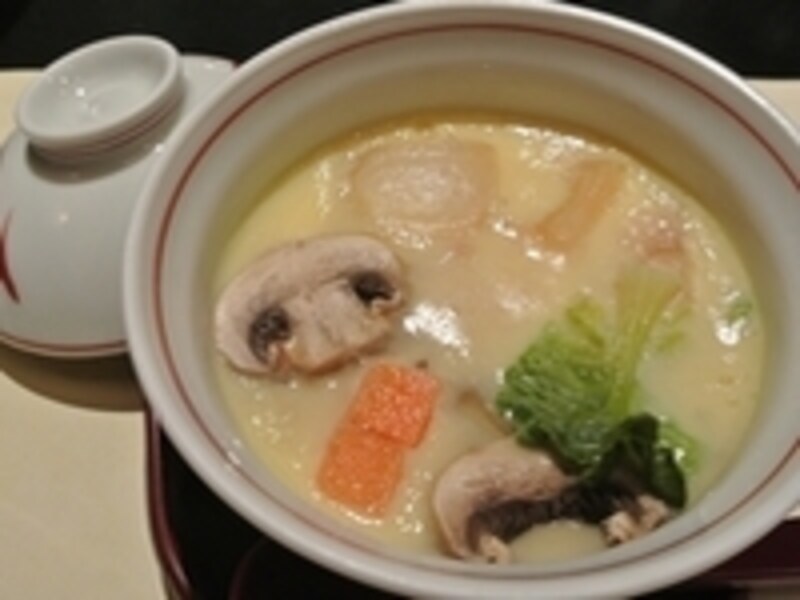 ポトフのような味わいの「洋風茶碗蒸し」。