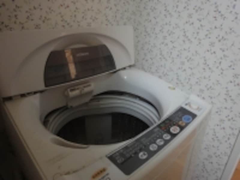 洗濯が終わったあとは蓋を開けて洗濯槽を乾燥させる